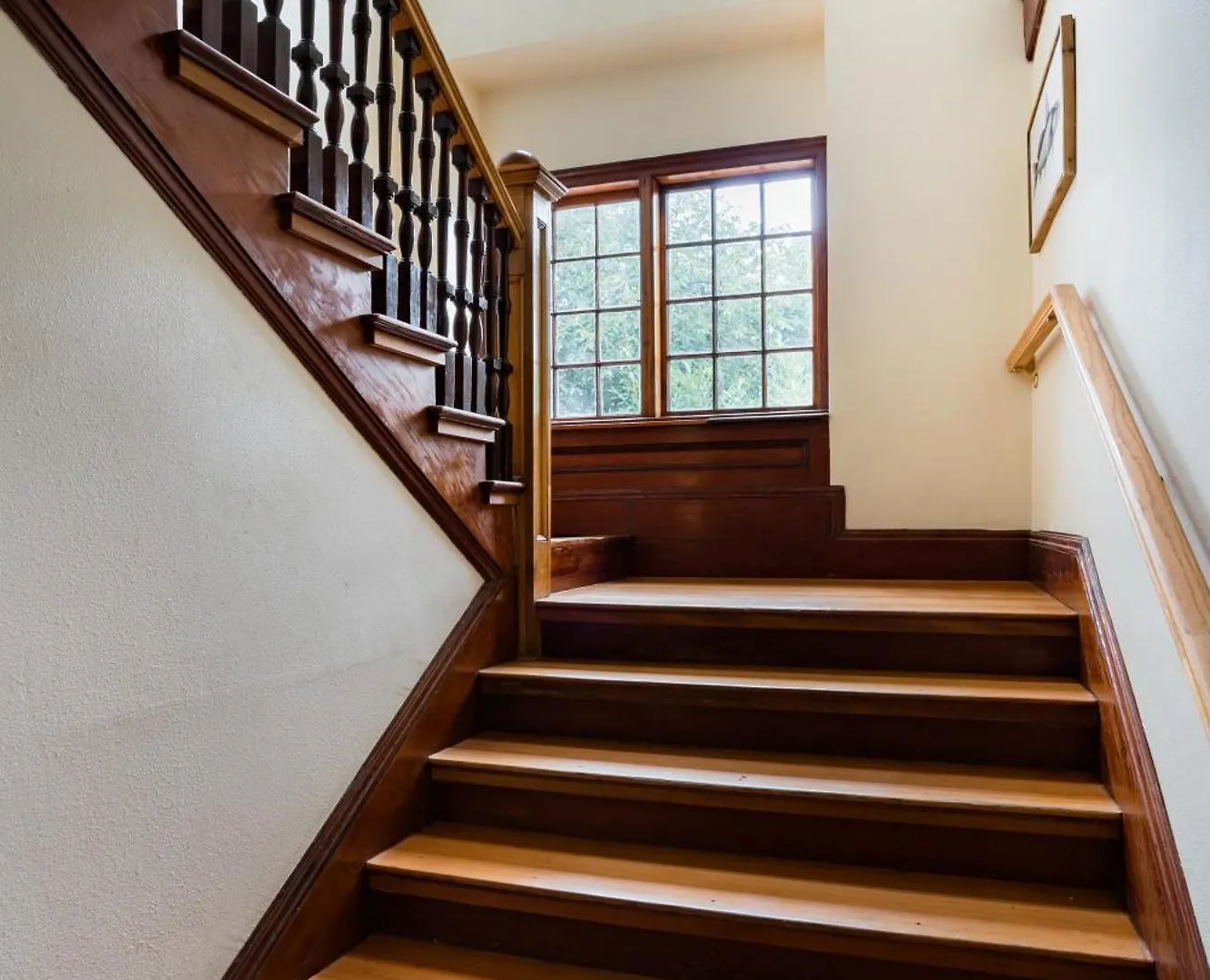 Stay Portland - The Original Portland Mayor Estate - 6 Beds United States