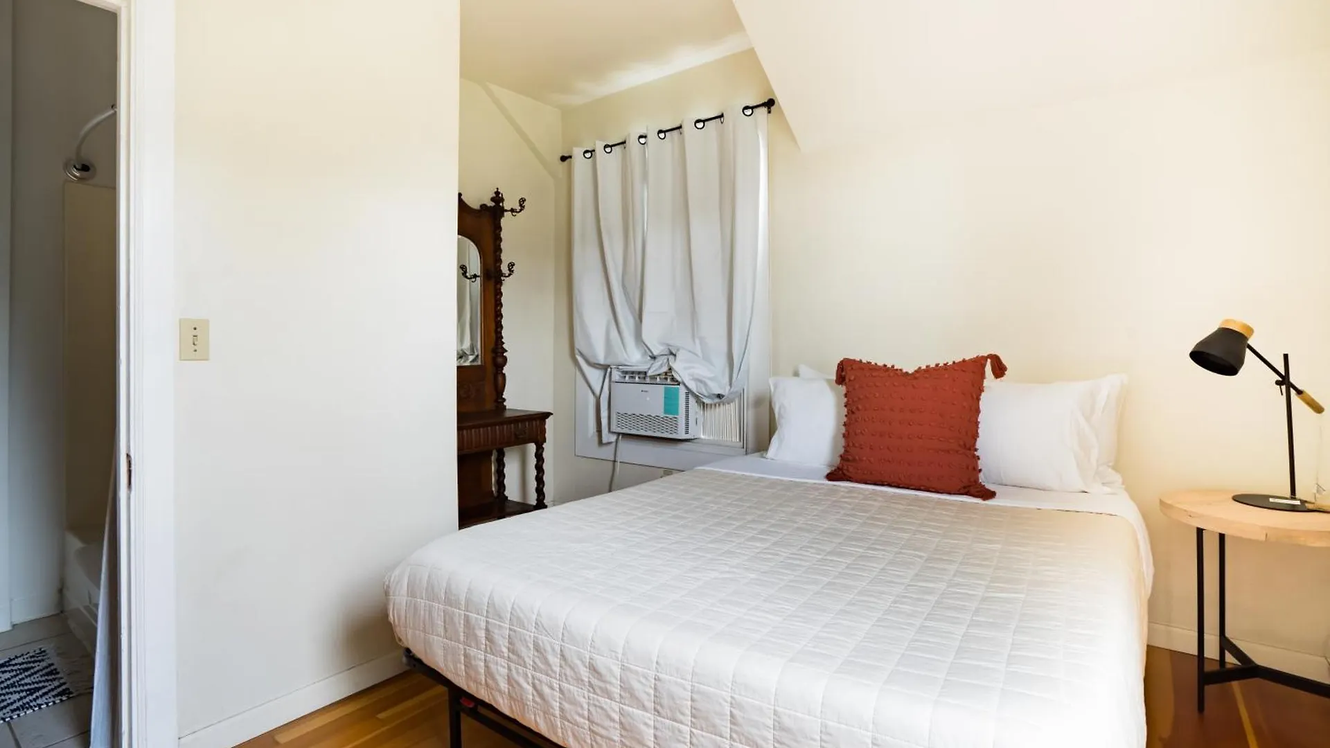 Holiday home Stay Portland - The Original Portland Mayor Estate - 6 Beds United States