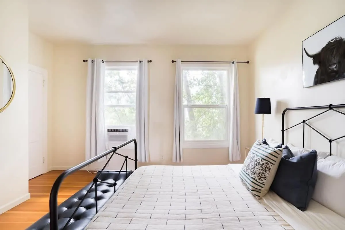 Stay Portland - The Original Portland Mayor Estate - 6 Beds