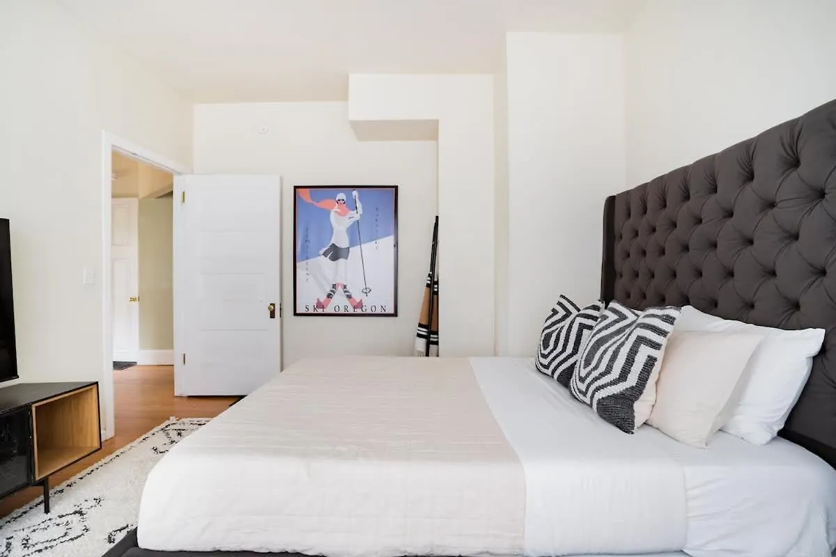 Holiday home Stay Portland - The Original Portland Mayor Estate - 6 Beds