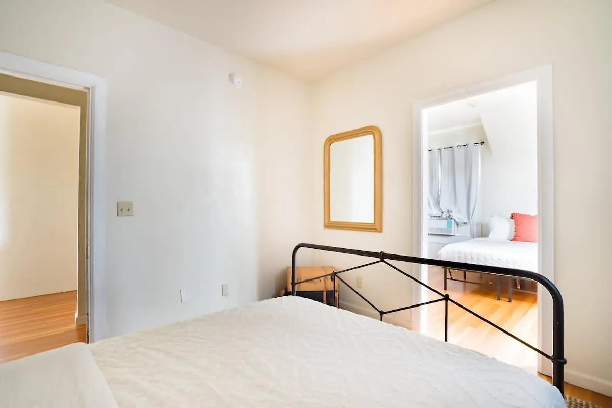 Stay Portland - The Original Portland Mayor Estate - 6 Beds 0*,