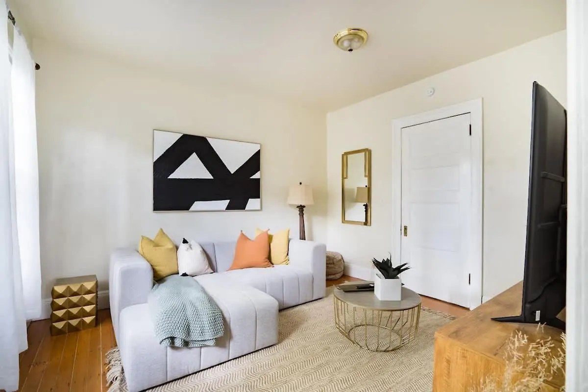 Holiday home Stay Portland - The Original Portland Mayor Estate - 6 Beds